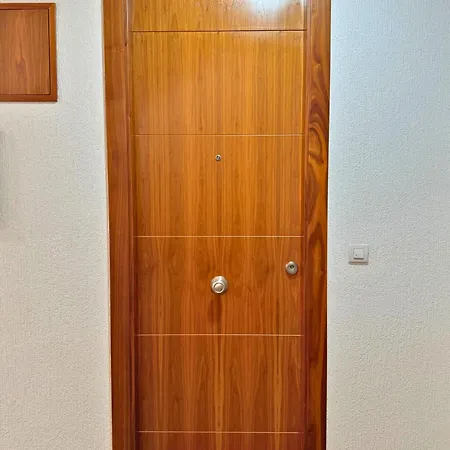 Home4U Apartamento Centro De Granada-2