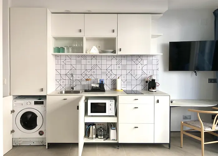 PATIOdeLUZ - Stylish apartments in Párraga 13
